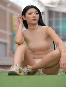 《进击的巨人电影》